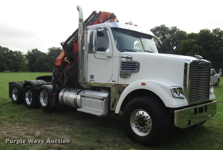 image for item DG1179 2011 Freightliner Coronado SD crane truck