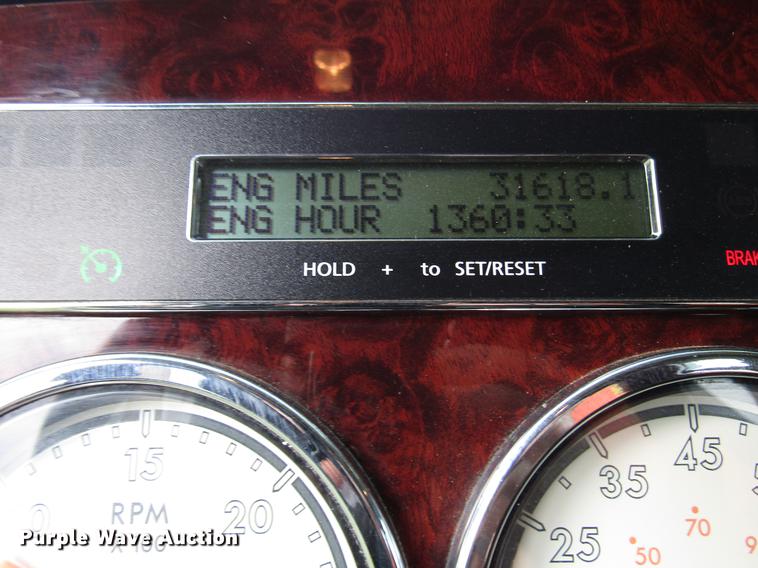 image for item DG1179 2011 Freightliner Coronado SD crane truck