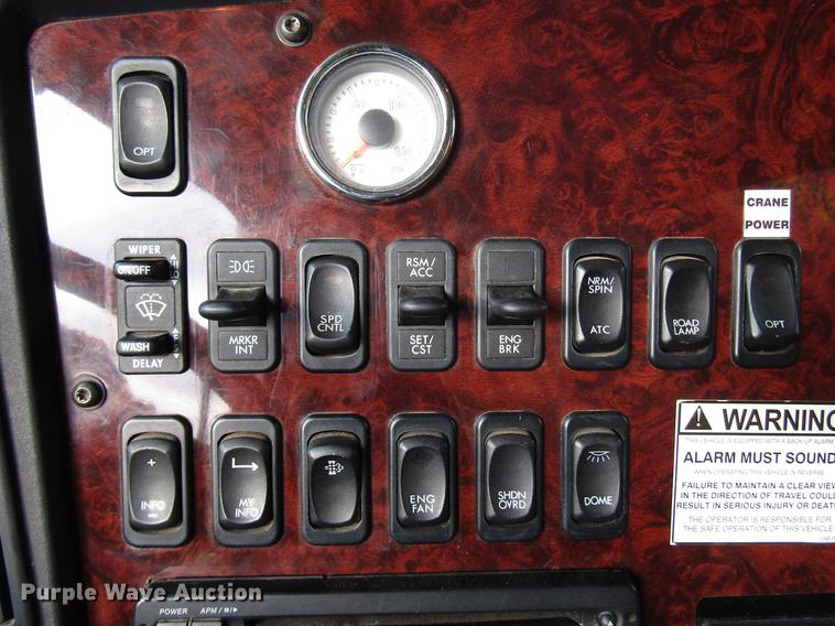 image for item DG1179 2011 Freightliner Coronado SD crane truck