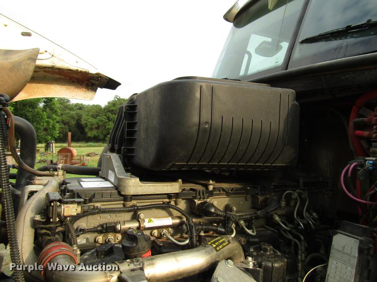 image for item DG1179 2011 Freightliner Coronado SD crane truck