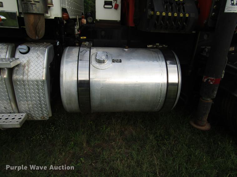 image for item DG1179 2011 Freightliner Coronado SD crane truck