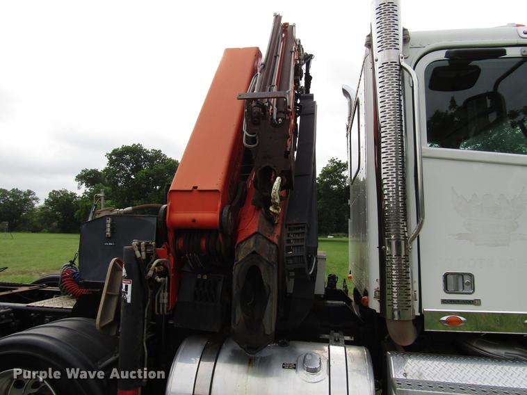 image for item DG1179 2011 Freightliner Coronado SD crane truck