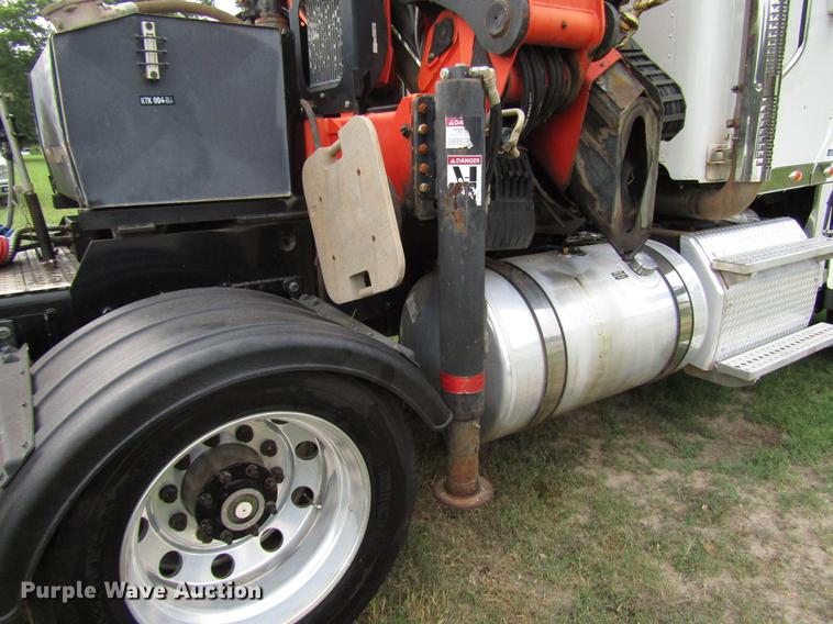 image for item DG1179 2011 Freightliner Coronado SD crane truck