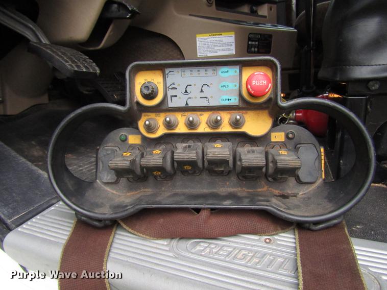 image for item DG1179 2011 Freightliner Coronado SD crane truck