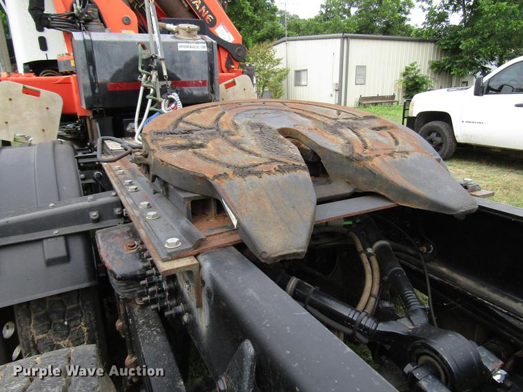 image for item DG1179 2011 Freightliner Coronado SD crane truck