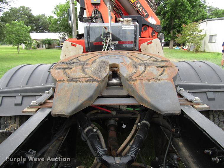 image for item DG1179 2011 Freightliner Coronado SD crane truck