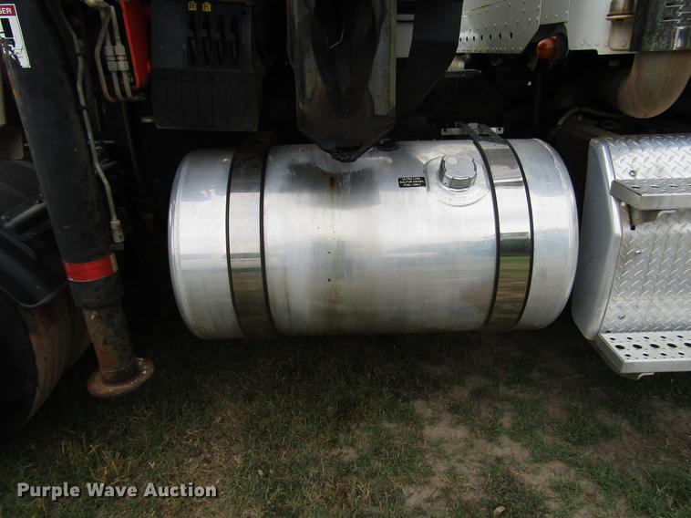 image for item DG1179 2011 Freightliner Coronado SD crane truck