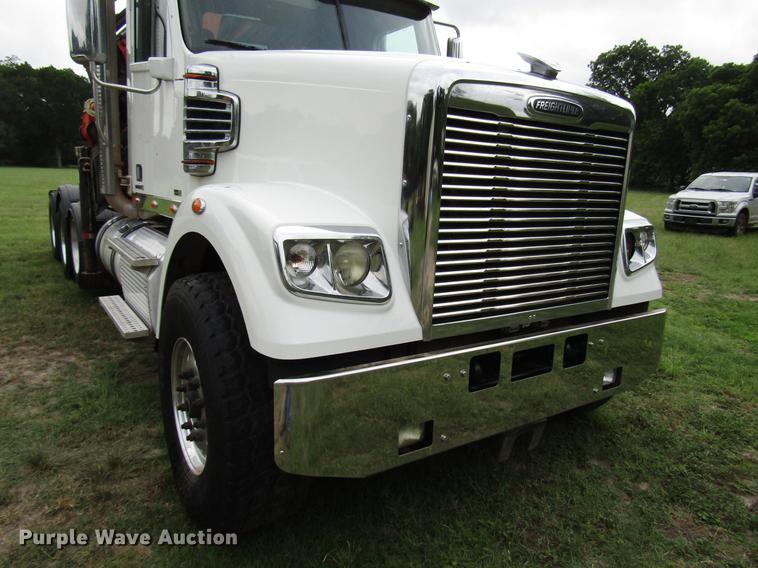 image for item DG1179 2011 Freightliner Coronado SD crane truck