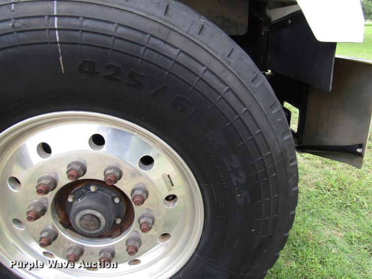 image for item DG1179 2011 Freightliner Coronado SD crane truck