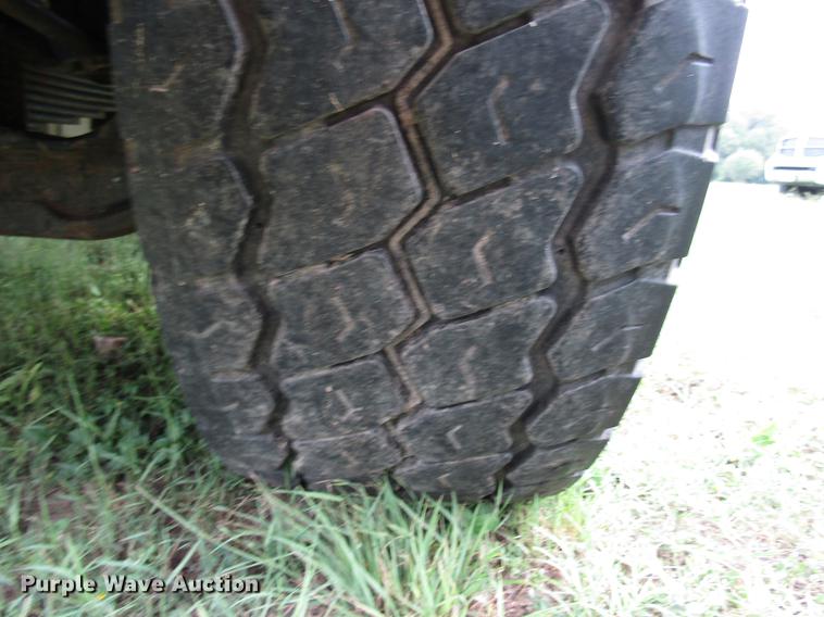 image for item DG1179 2011 Freightliner Coronado SD crane truck