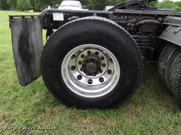 image for item DG1179 2011 Freightliner Coronado SD crane truck