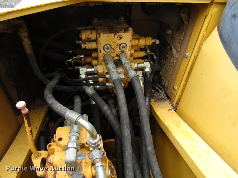 image for item DG1187 2007 Komatsu PC160LC-7KA excavator