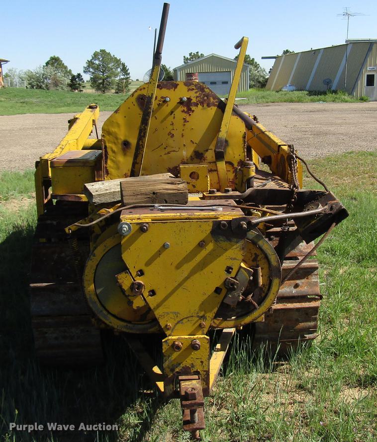 image for item DG1230 Caterpillar dozer