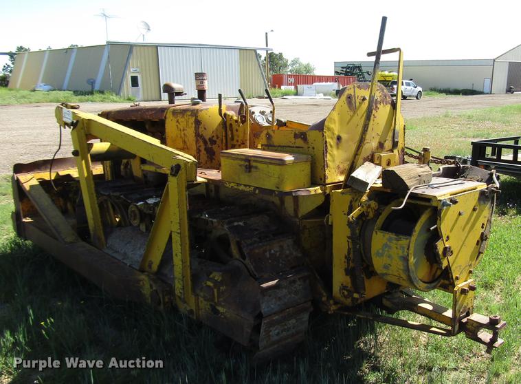image for item DG1230 Caterpillar dozer