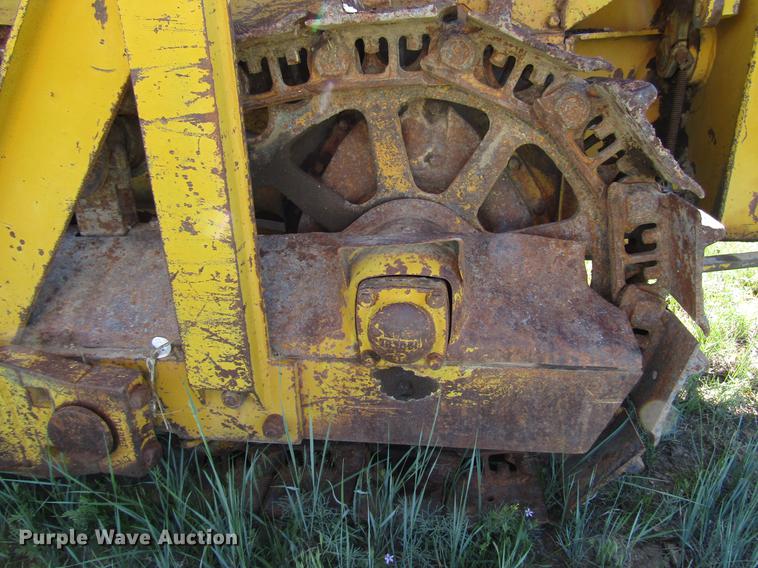 image for item DG1230 Caterpillar dozer