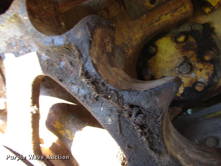 image for item DG1230 Caterpillar dozer