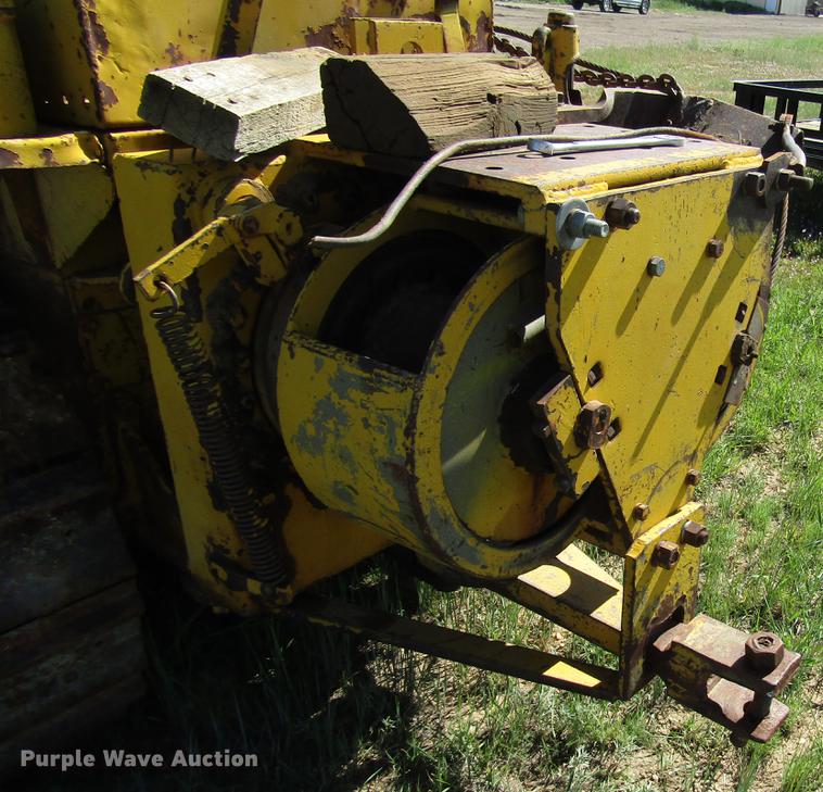 image for item DG1230 Caterpillar dozer