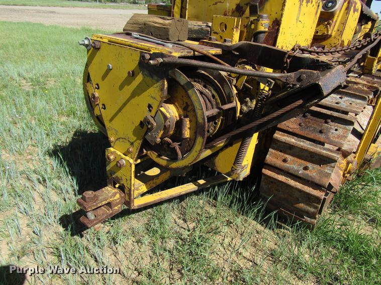 image for item DG1230 Caterpillar dozer