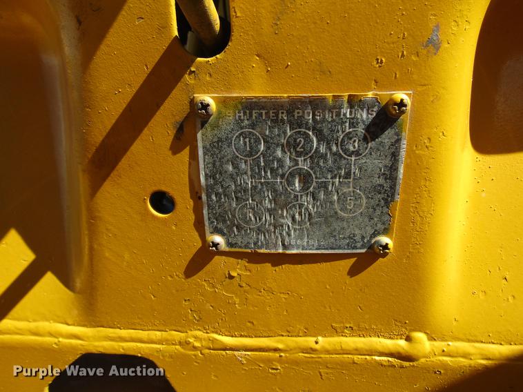 image for item DG1232 1966 Allis Chalmers HD6 dozer