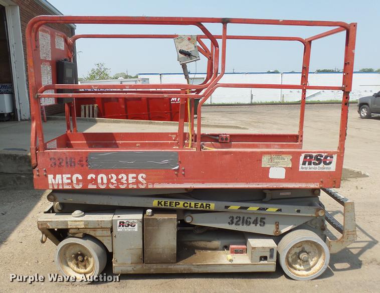 image for item DX9186 2000 Mec 2033ES scissor lift
