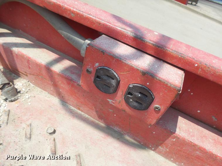 image for item DX9186 2000 Mec 2033ES scissor lift