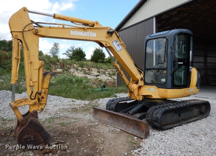 image for item DY9841 1999 Komatsu PC45R-8 mini excavator