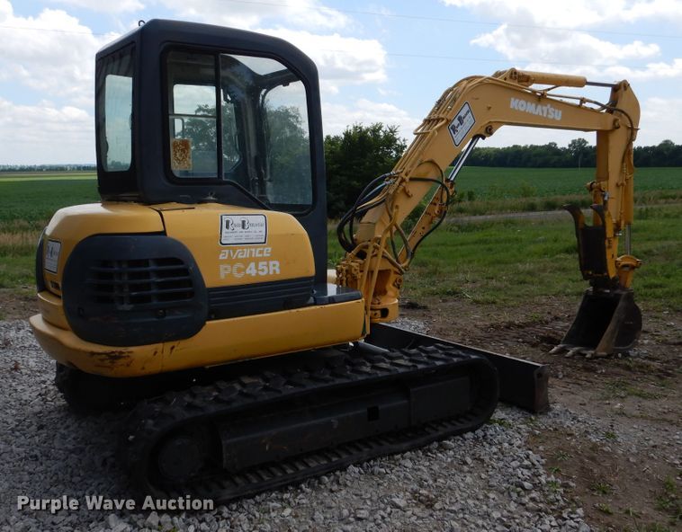 image for item DY9841 1999 Komatsu PC45R-8 mini excavator