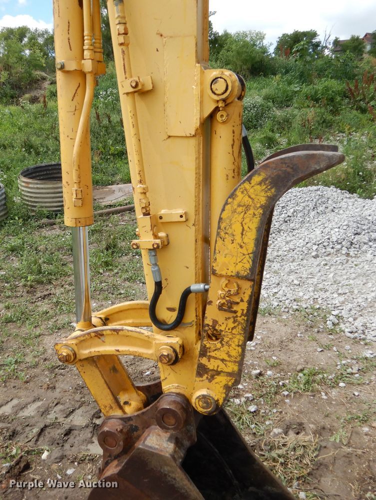 image for item DY9841 1999 Komatsu PC45R-8 mini excavator