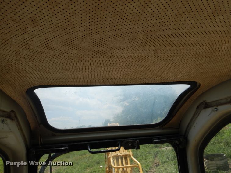 image for item DY9841 1999 Komatsu PC45R-8 mini excavator