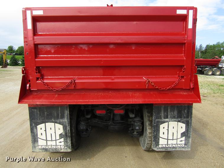 image for item EU9679 1996 Mack RD688S dump truck