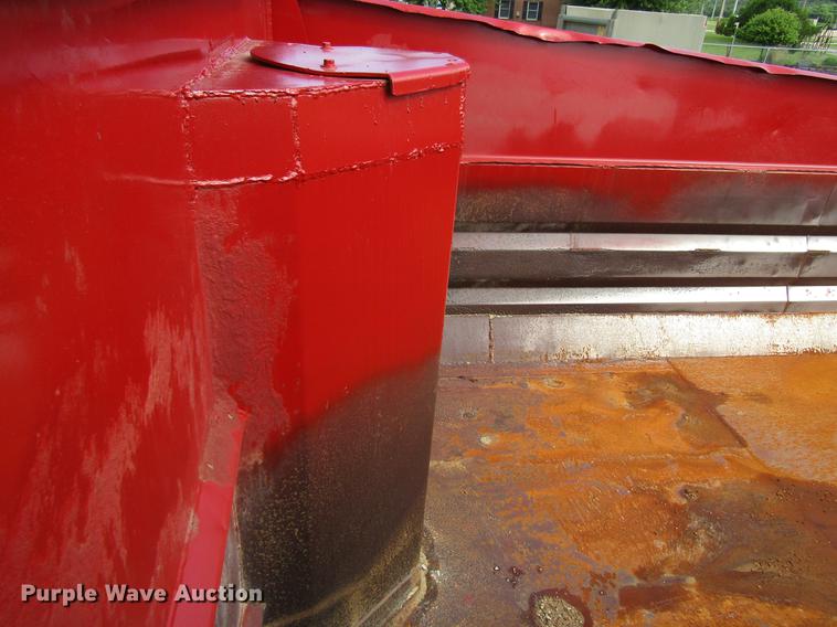 image for item EU9679 1996 Mack RD688S dump truck