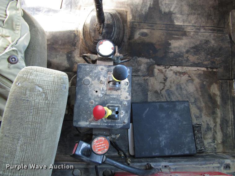 image for item EU9679 1996 Mack RD688S dump truck