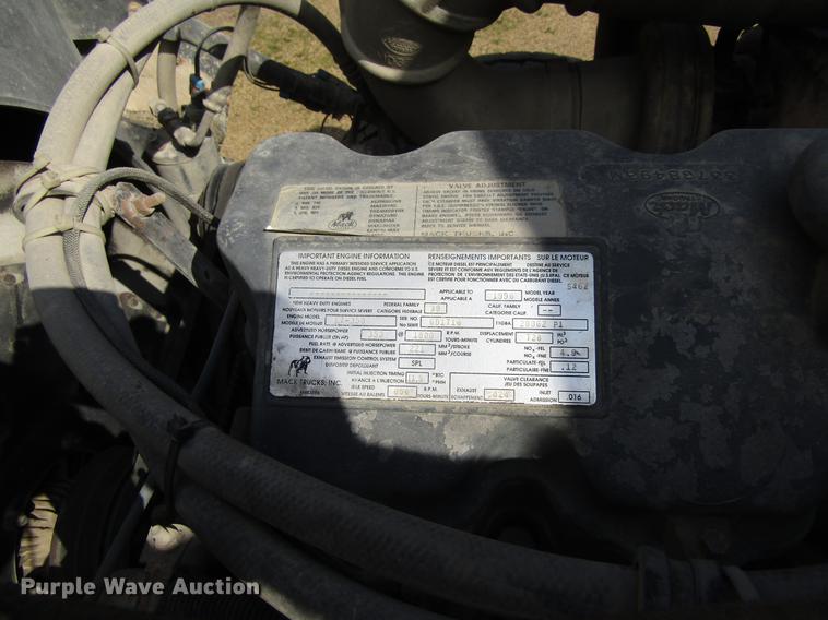 image for item EU9679 1996 Mack RD688S dump truck