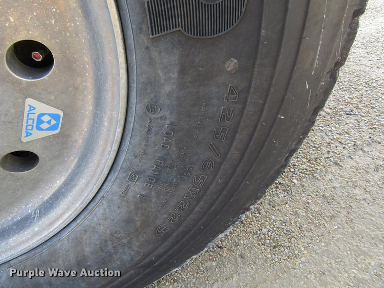 image for item EU9679 1996 Mack RD688S dump truck