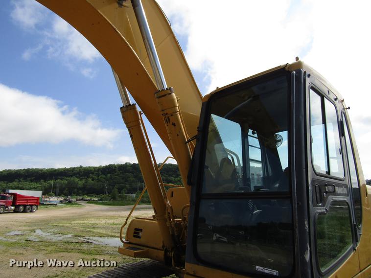 image for item EU9680 1994 Komatsu PC200-6 excavator