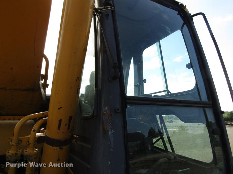 image for item EU9680 1994 Komatsu PC200-6 excavator