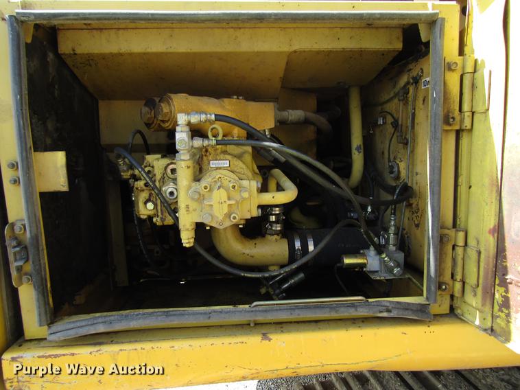 image for item EU9680 1994 Komatsu PC200-6 excavator
