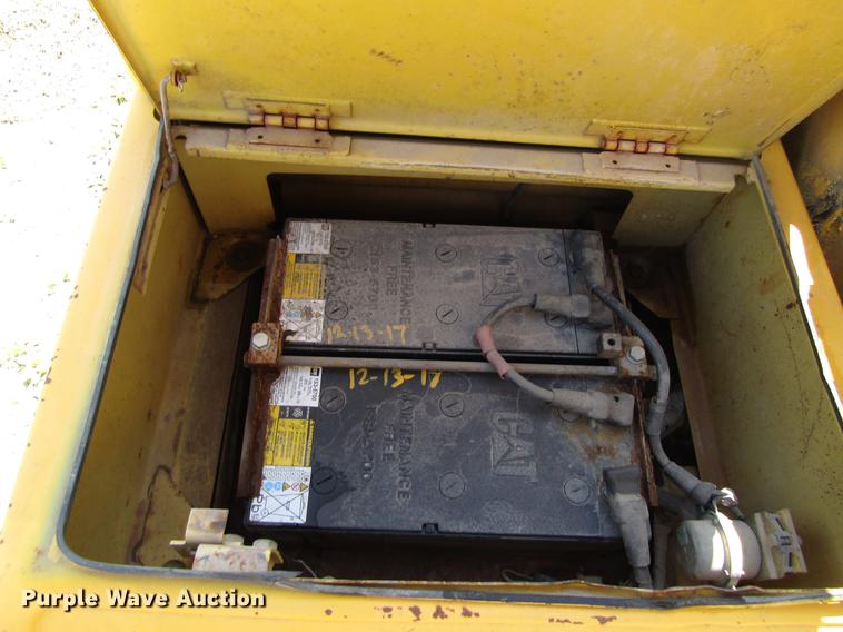 image for item EU9680 1994 Komatsu PC200-6 excavator