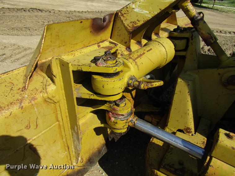 image for item EU9681 1985 Komatsu D31P-17 dozer