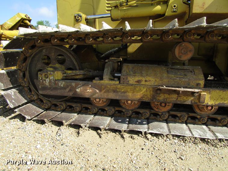 image for item EU9681 1985 Komatsu D31P-17 dozer