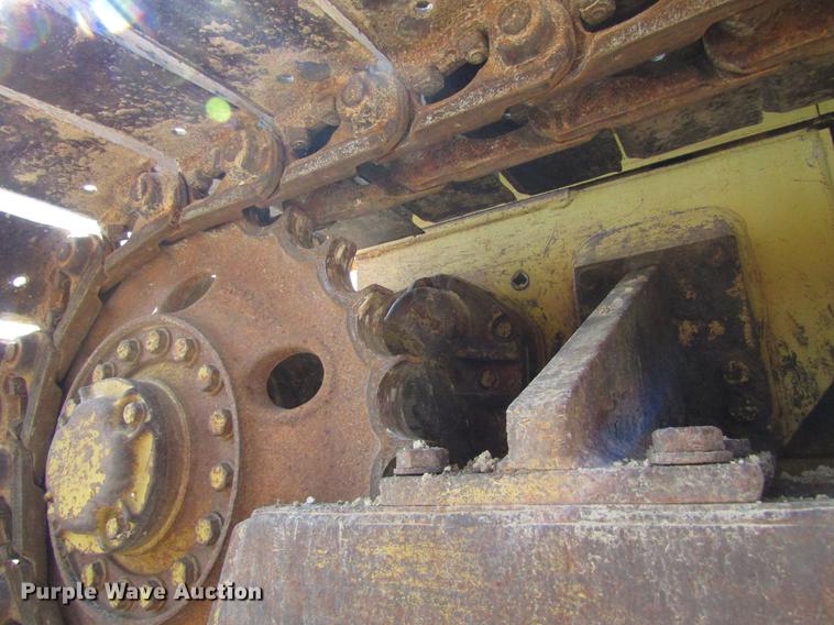 image for item EU9681 1985 Komatsu D31P-17 dozer