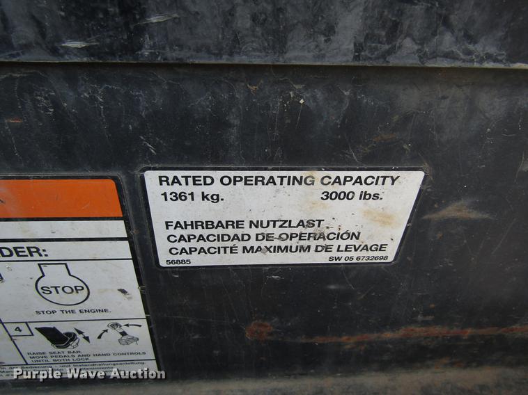 image for item EU9682 2005 Bobcat T300 skid steer