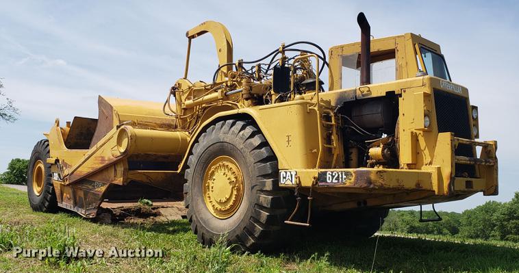 image for item EU9782 1987 Caterpillar 621E conventional scraper