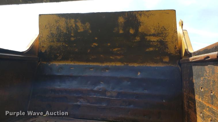 image for item EU9782 1987 Caterpillar 621E conventional scraper