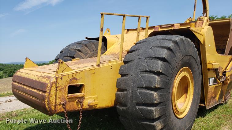 image for item EU9782 1987 Caterpillar 621E conventional scraper