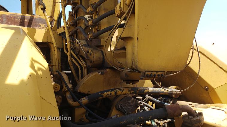 image for item EU9782 1987 Caterpillar 621E conventional scraper