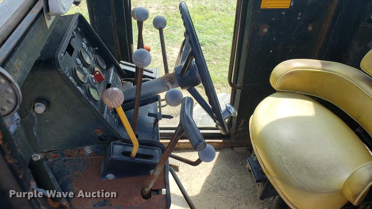 image for item EU9783 John Deere 670 motor grader