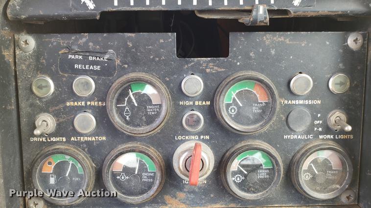 image for item EU9783 John Deere 670 motor grader