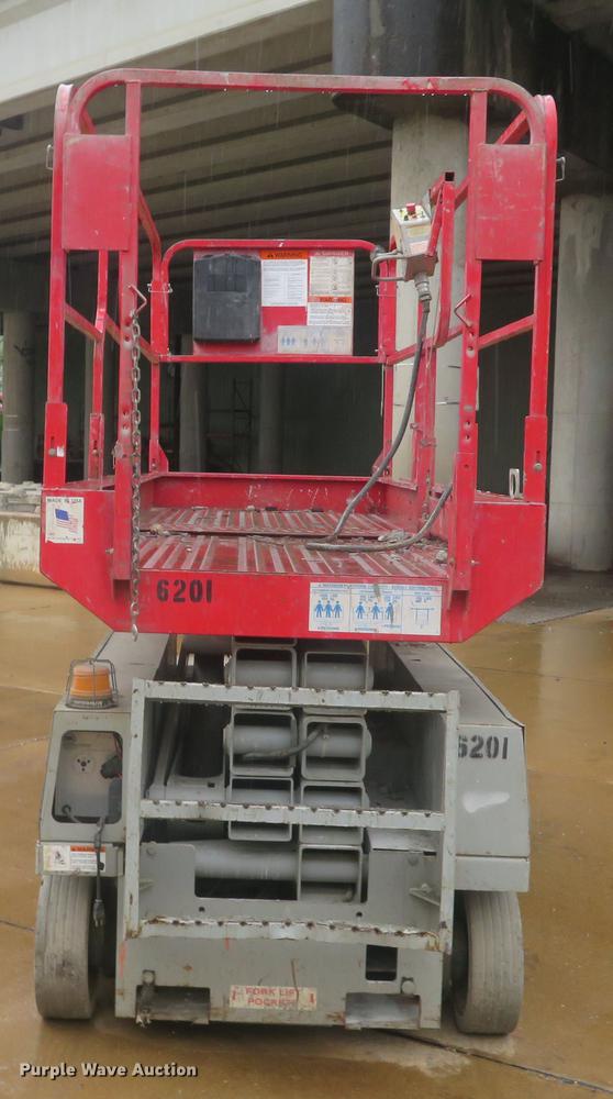image for item EV9606 Mec 2647ES scissor lift