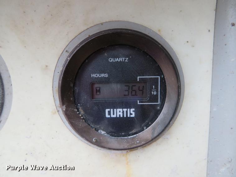 image for item EV9606 Mec 2647ES scissor lift